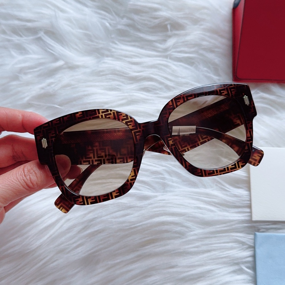 Fendi Brown Oversized Sunglasses